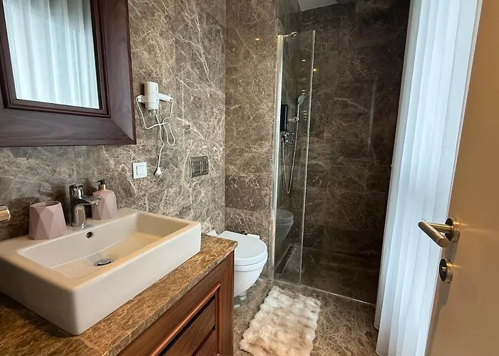 New Luxury Comfortable דירה