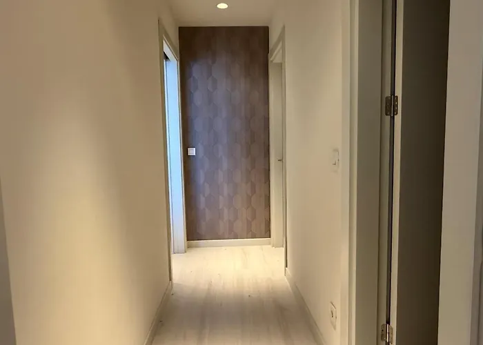 New Luxury Comfortable *